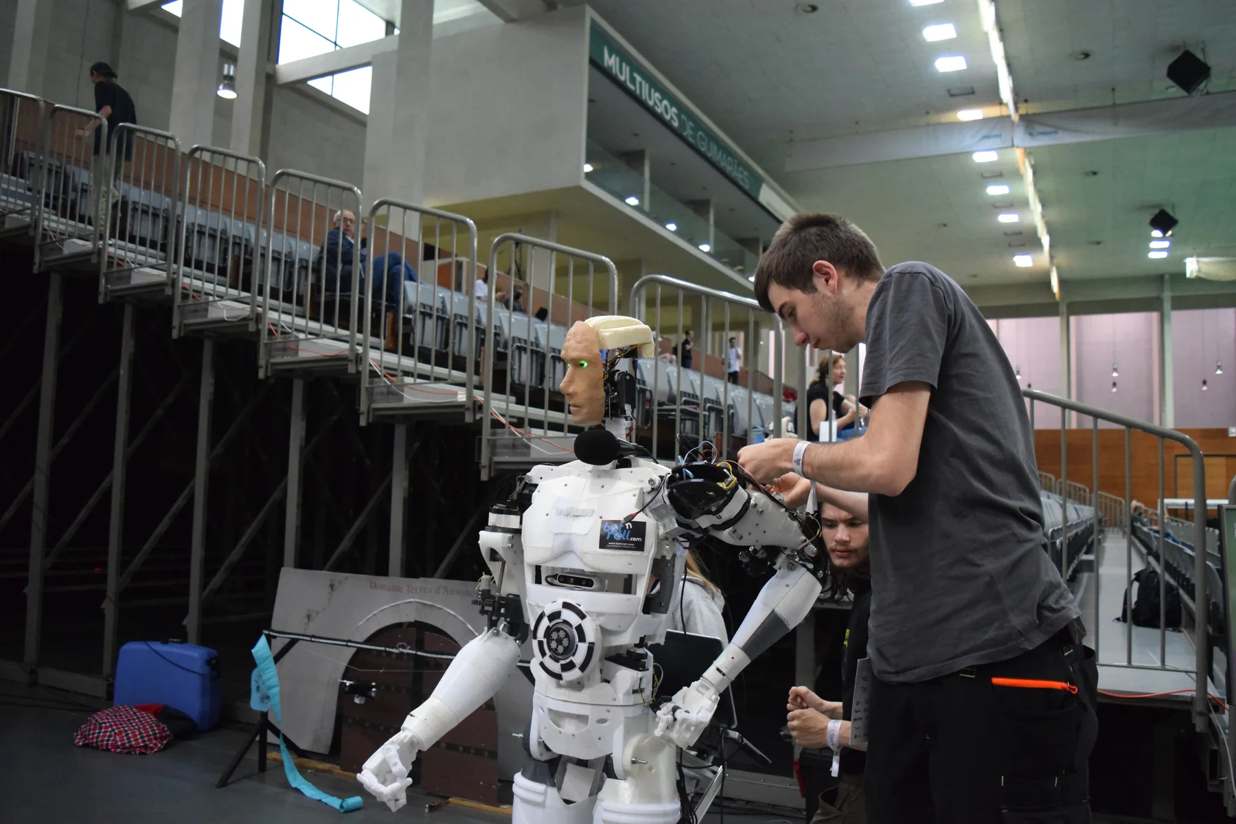 Rui Dias / Pexels — Concept technical robot preparation scene